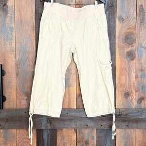 New Recruit Maternity Cargo Capri Pants Beige Khaki Size Large Crop Drawstring